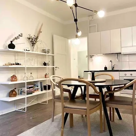 Apartment Glorious In Hakaniemi Helsinki